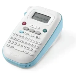 BROTHER PT-N10 ROTULADORA ELECTRONICA DE SOBREMESA PORTATIL - PANTALLA LCD - 3 TIPOS DE LETRA, 10 MARCOS Y 250 SIMBOLOS - ANCHO DE CINTA 12MM - CORTE DE CINTA MANUAL - TECLADO QWERTY - COLOR AZUL/BLAN