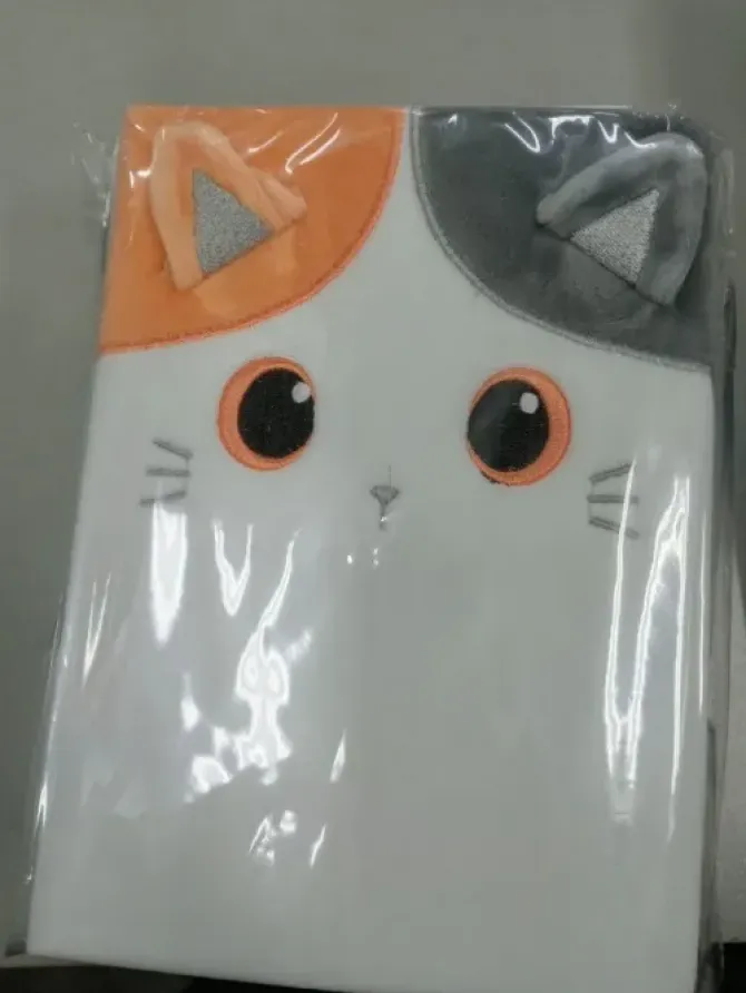 ITOTAL NOTEBOOK PLUSH ORNGE CAT TAMAÑO A5 96 HOJAS LISO 80GR XL2052B