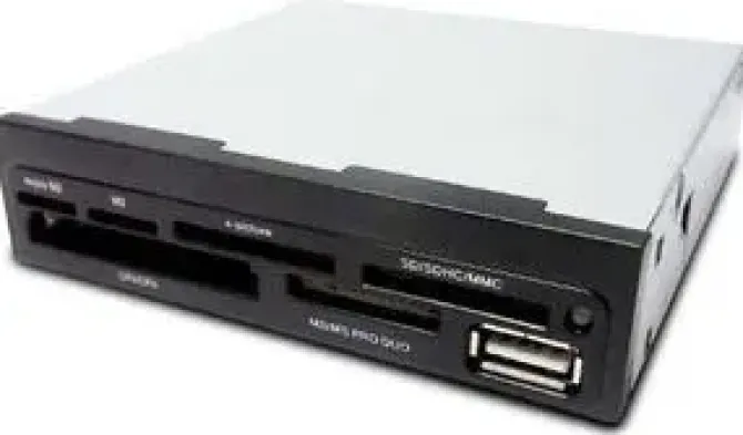 LECTOR TARJETAS MEMORIA Y USB COOLBOX CR400 3.5´´