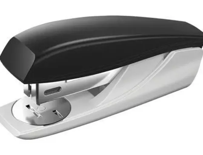 PETRUS 210 GRAPADORA - HASTA 25 HOJAS - EXTRAE GRAPAS INTEGRADO - GRAPADO ABIERTO, CERRADO Y CLAVADO - COLOR NEGRO