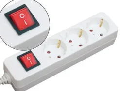 REGLETA 3 TOMAS MEDIARANGE BLANCA CON INTERRUPTOR LONGITUD CABLE 1,4M